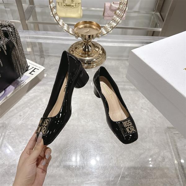 20251127171540702 270